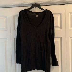 Old Navy Long Sleeve Vneck tee
